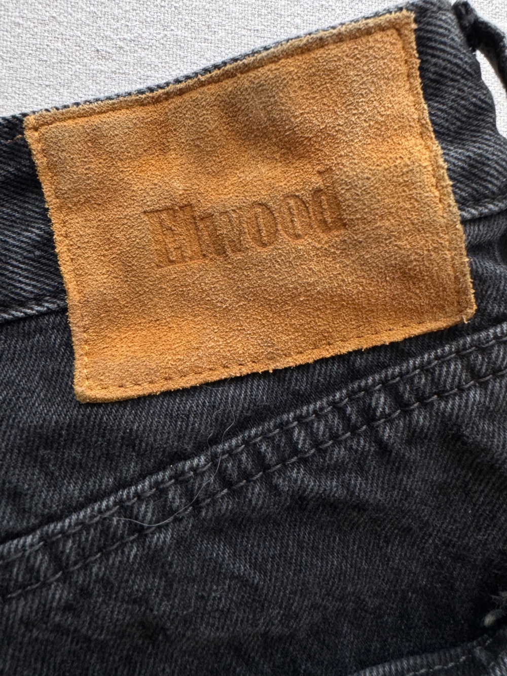 ELWOOD Black Straight-Leg Jeans - size 34 - Picture 11 of 15